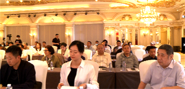 6472d67bec41c.png 嘉宾111111111111.png