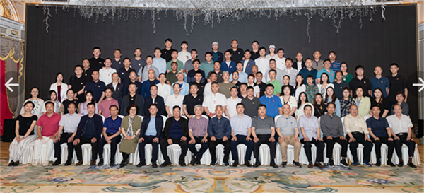 6472d7df2b4c2.png 全体合影要这个.png