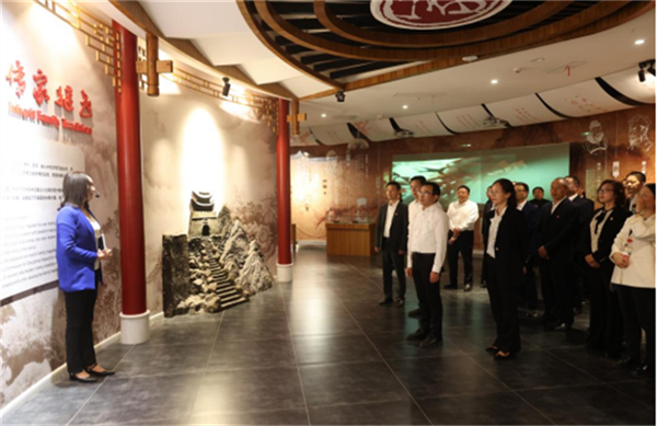 653b3f3bdcc13.png 啊22222222222222222.png