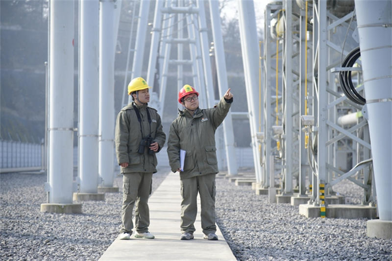 65a11c8a4a8b2.jpg 人33333333333333.jpg