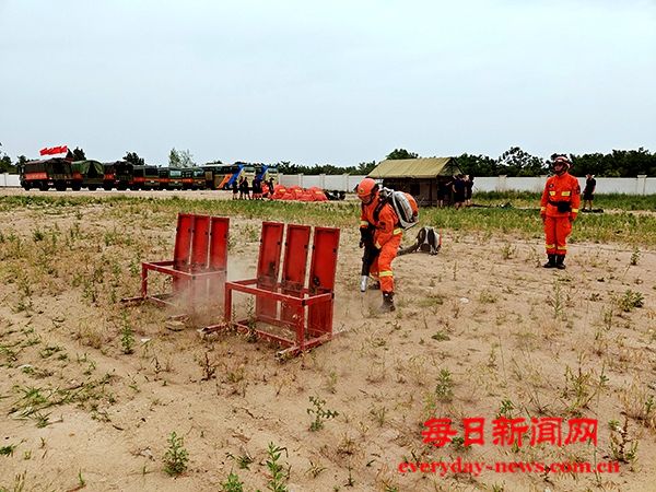 ce14e6822b511682c50f902f4156b52.jpg ce14e6822b511682c50f902f4156b52.jpg