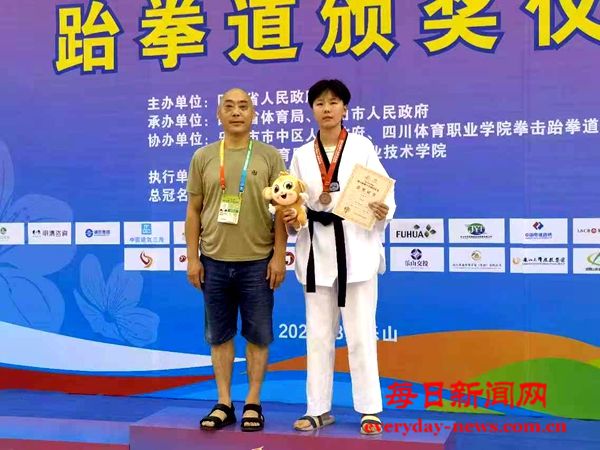 去111111111111111.jpg 去111111111111111.jpg