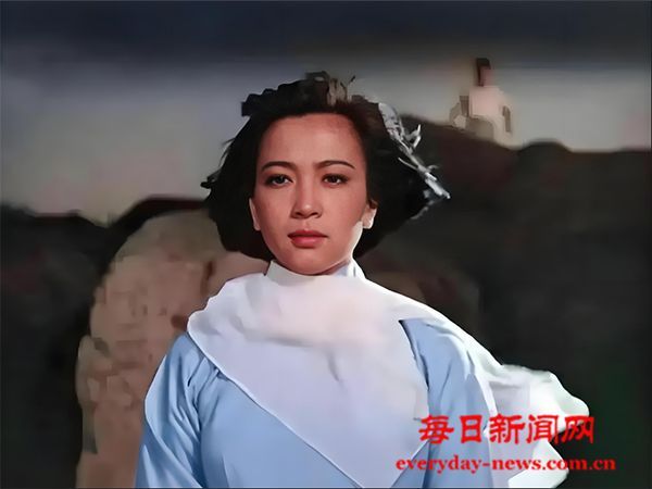 致谢芳：光影里的永恒