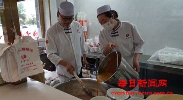 传承中原味道，一碗走向全国的胡辣汤