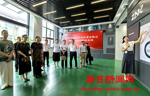 就222222222.png 就222222222.png