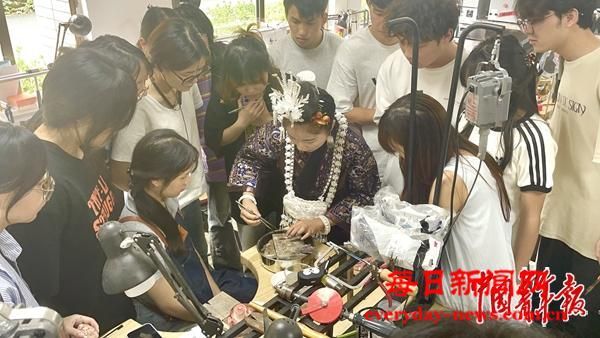 非遗研培的“蝴蝶效应”：学员变导师 工坊