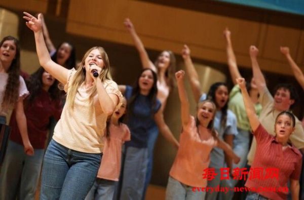 时政镜距离丨从鼓岭到世界，歌声谱写友谊乐