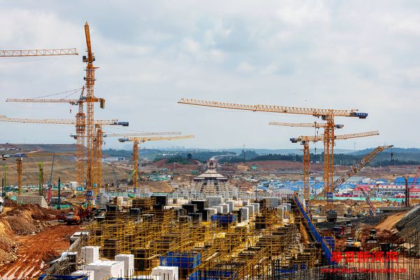 渝昆高铁云南段全面进入冲刺阶段，重难点控