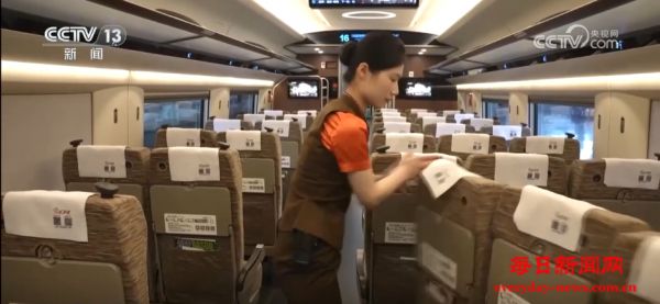 复兴号酷炫“变脸”视频“走红” 专家揭秘