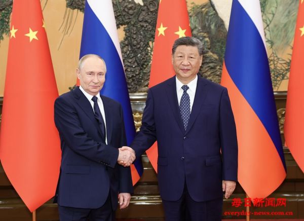 习近平同俄罗斯总统普京会谈