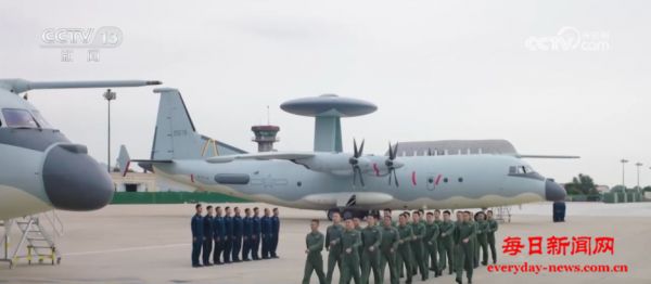 重塑现代空战新格局 解码受阅空中梯队“正