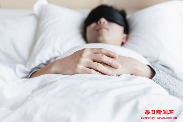每天睡够8小时才健康？一招教你判断适合自
