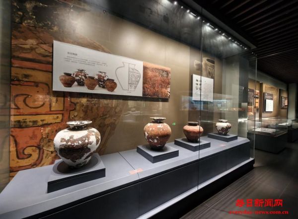 文明探源｜在双墩，凝视千年刻痕里的惊鸿一