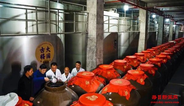 仁言任语-挚友子佳酿的传奇交融